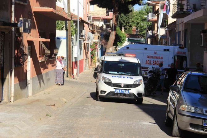 Evi Basılan Kadın Yardım İstedi, Polis Olayın Haber Yapılmaması İçin Mücadele Etti