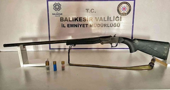 Balıkesir’de Aranan 165 Şahıs Yakalandı