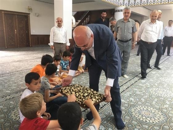 Müftü Topal, Kur’an Kursundaki Çocuklarla Bir Araya Geldi