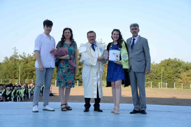 Ziraat Fakültesi’nde Mezuniyet Sevinci