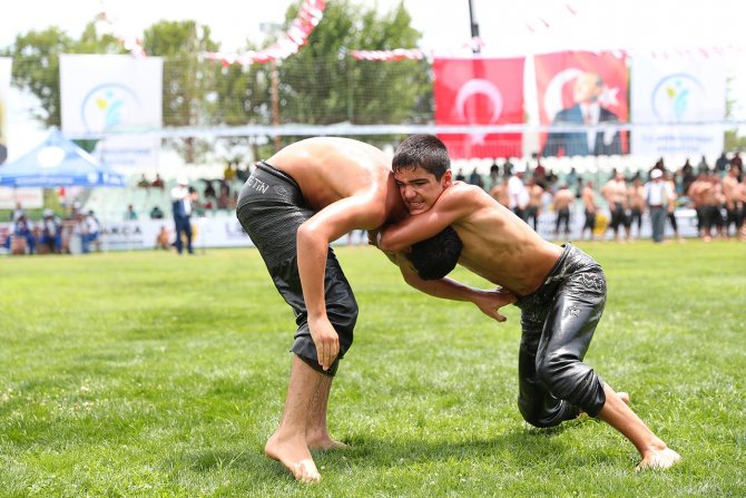 Merkezefendili Sporcu Kırkpınar’dan Madalya İle Döndü