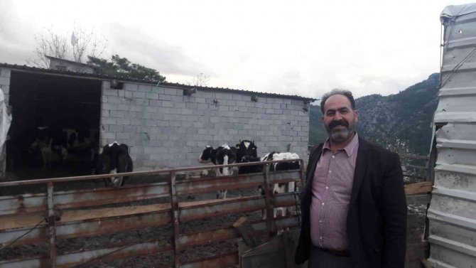 Markette Tartıştığı Ortağını Boğazından Bıçaklayarak Öldürdü