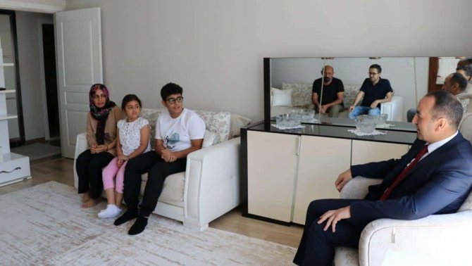 Bingöl Milli Eğitim Müdürü Yücel, Lgs İl Birincisiyle Bir Araya Geldi