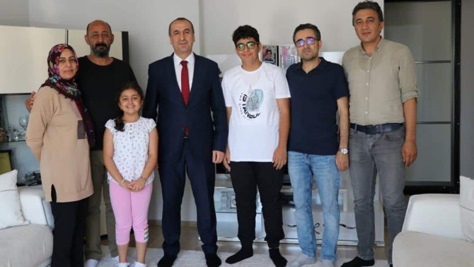 Bingöl Milli Eğitim Müdürü Yücel, Lgs İl Birincisiyle Bir Araya Geldi