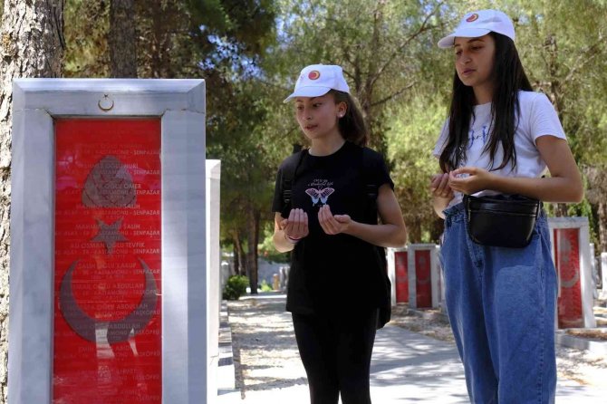 ’Şerife Bacı’nın Torunları’ Önce Çanakkale’yi Gezdi
