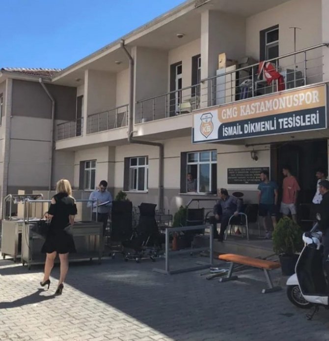 Kastamonuspor’a Bir Kez Daha Haciz Geldi, Tesisteki Eşyalara El Konuldu