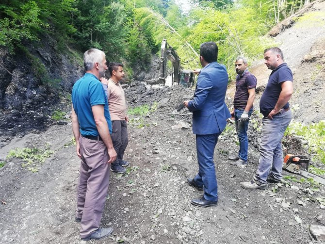 Kaymakam Bütün, Selden Etkilenen Köylerde İncelemelerde Bulundu