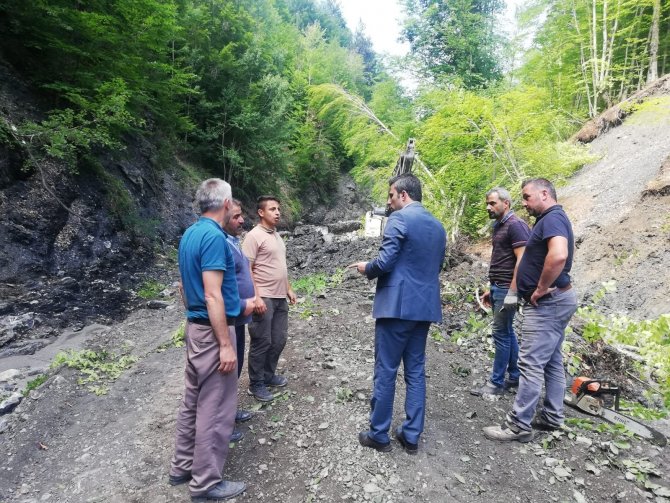 Kaymakam Bütün, Selden Etkilenen Köylerde İncelemelerde Bulundu