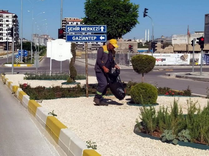 Kilis’te Ağaçlara Şekil Veriliyor