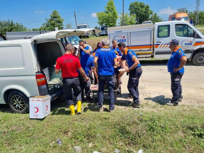 Kayıp Operatörü Arama Çalışmalarına Katılan 650 Personele Kızılay’dan Gıda Desteği