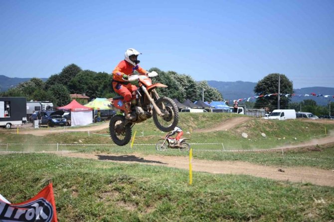 Kartepe Enduro Şampiyonası Nefes Kesti