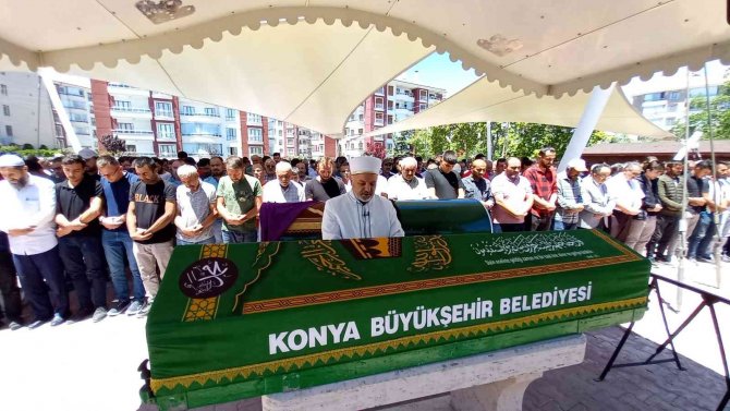 Trafik Kazasında Hayatını Kaybeden 5 Gence Acı Veda