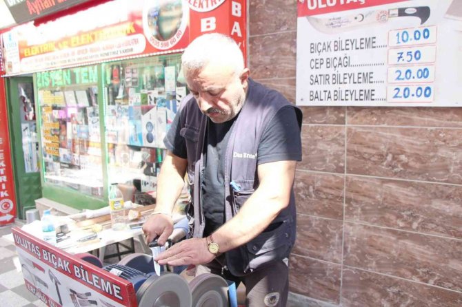 Bıçakçıların Kurban Mesaisi Başladı