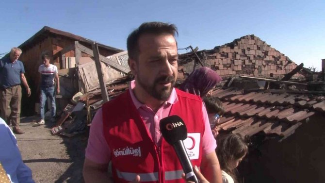 Maltepe Kaymakamı Tiryaki: "(Gecekondu Yangını) Yaraları Saracağız”