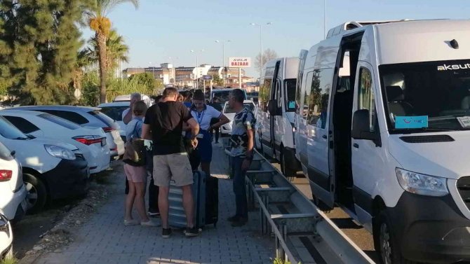 Manavgat’ta 5 Yıldızlı Otelde Yangın Paniği