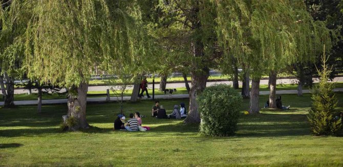 134 Farklı Üniversiteden Gelen Öğrenciler Atatürk Üniversitesinde Buluştu