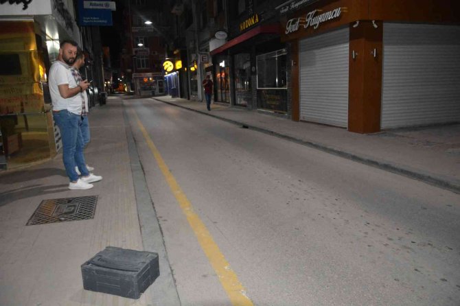 Ünye Emniyet Müdürlüğü Yanında Silah Sesleri: 3 Adet Boş Kovan Bulundu