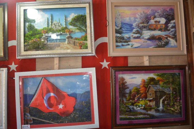 Emekli Öğretmendi, Şimdi Rölyef Ustası Oldu