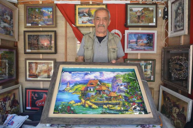 Emekli Öğretmendi, Şimdi Rölyef Ustası Oldu