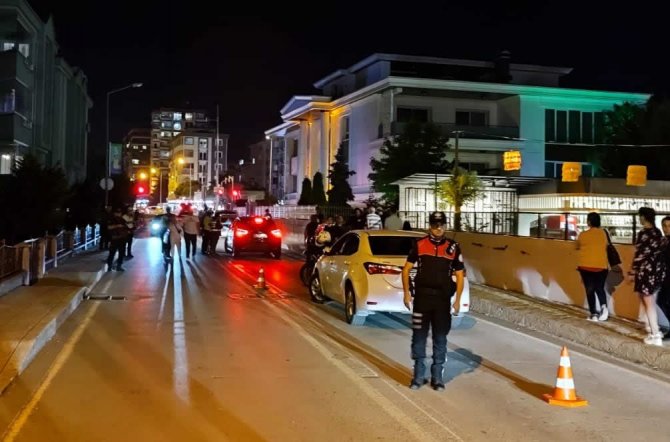 1456 Aranan Şahıs Yakalandı, 27 Bin 378 Araca Ceza Yazıldı