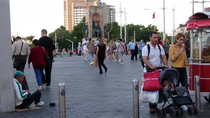 Taksim’de Monaco Vatandaşı Dilenci Yakalandı