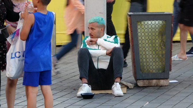 Taksim’de Monaco Vatandaşı Dilenci Yakalandı