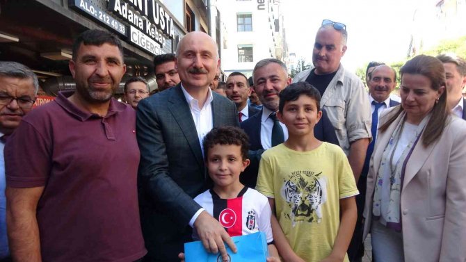 Ulaştırma Ve Altyapı Bakanı Adil Karaismailoğlu, Bilecik’te Esnaf Ziyareti Yaptı