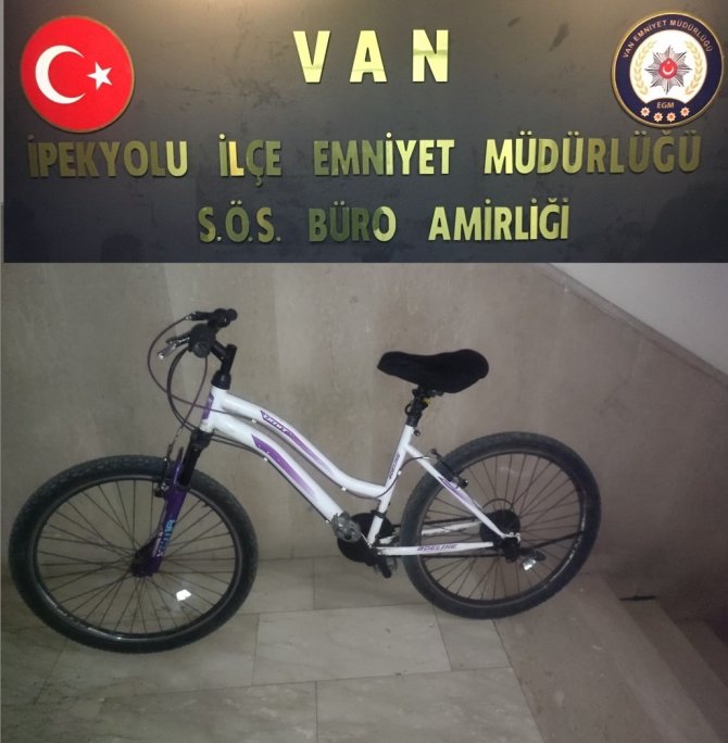 Van’da Değişik Suçlardan 19 Kişi Tutuklandı