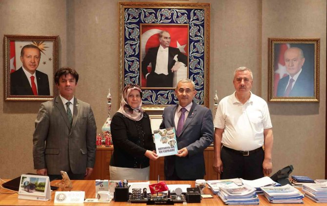 Yazar Ayşe Doğan Elarslan’ın ‘Kütahya’da Su Yapıları’ Kitabı Çıktı