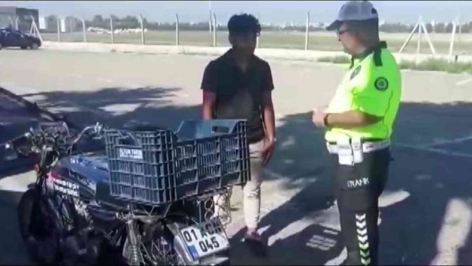 Motosikleti Ayağıyla Süren Şahsa Ceza Yağdı