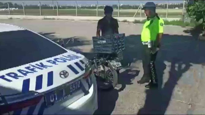 Motosikleti Ayağıyla Süren Şahsa Ceza Yağdı