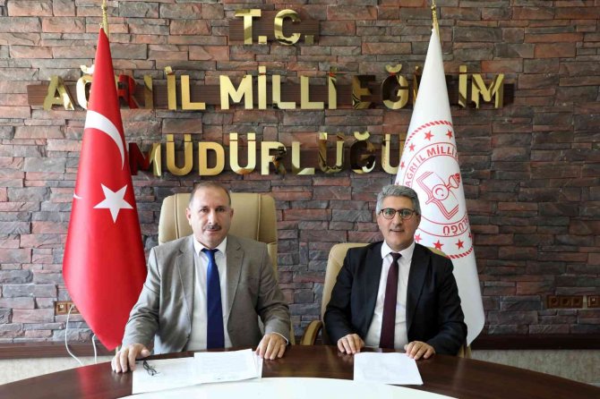 Ağrı’da Tarım, Hayvancılık Ve Laboratuvar Hizmetleri Alanında Bilgilendirme Toplantısı Düzenlendi