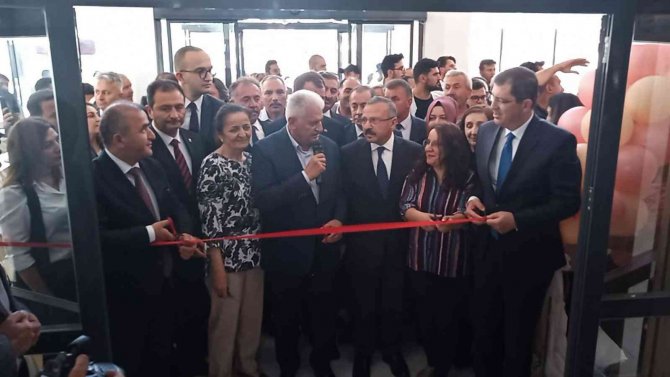 Ak Parti Genel Başkan Vekili Yıldırım: “Zekatı Kadar Onlara Oy Vermişler”