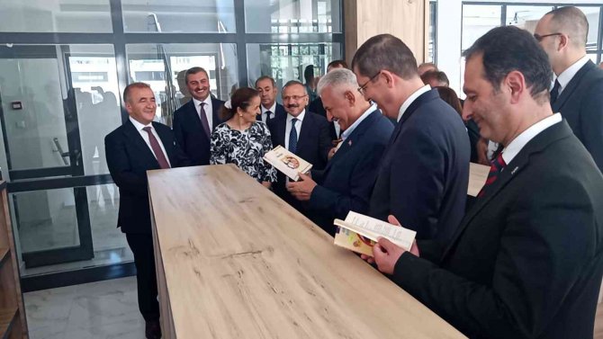 Ak Parti Genel Başkan Vekili Yıldırım: “Zekatı Kadar Onlara Oy Vermişler”