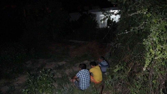 Antalya’da 16 Yaşındaki Çocuk, Susam Tarlasında Tüfekle Vurulmuş Halde Bulundu