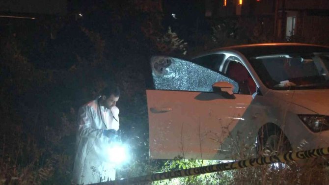 Arnavutköy’de Araç İçerisinde Bulunan Aileye Silahlı Saldırı: 1 Ölü 2 Yaralı