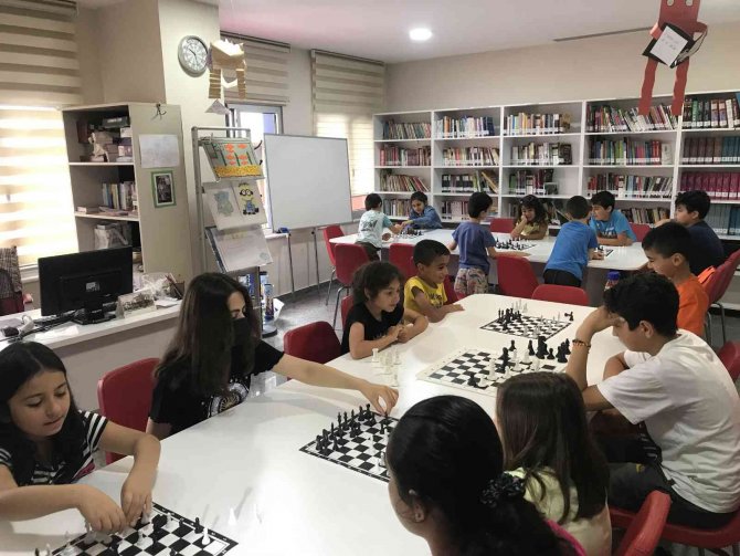 Bahçelievler’de Yaz Okulları Devam Ediyor