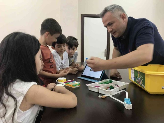 Bahçelievler’de Yaz Okulları Devam Ediyor