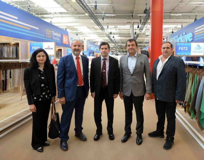 Bursalı Tekstilcilerden Paris’te İhracat Atağı