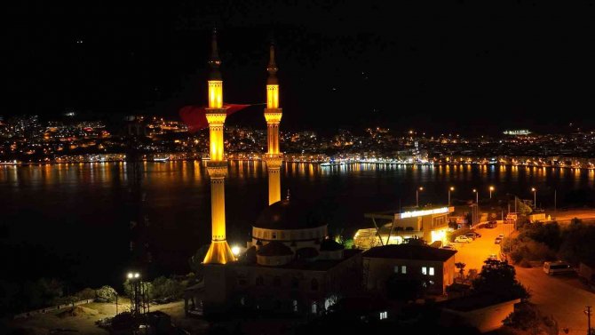 Armutlu’dan İ̇mralı’ya, Gemlik’ten Mudanya’ya Kadar Herkes Onu İzleyecek