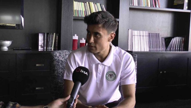 Cebrail Karayel: “Avrupa Farklı Mecra, Bu Konuya Vatan Meselesi Olarak Bakıyorum”