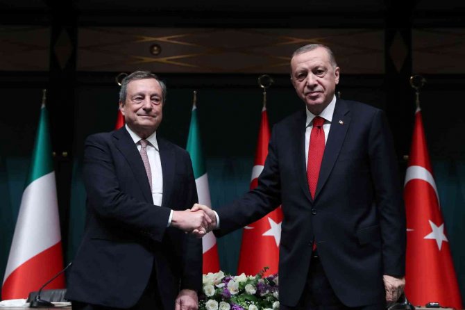 Cumhurbaşkanı Erdoğan: "Tahıl Koridoru Konusunda Görüşmeleri Yoğunlaştıracağız"