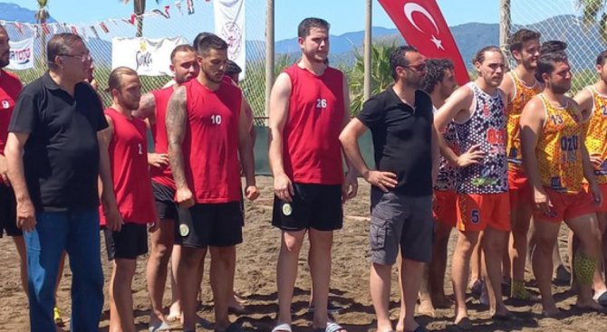 Dpü Plaj Hentbolu Şampiyonası’nda Türkiye İkincisi