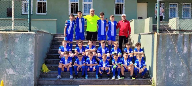 Eski Milli Futbolcu, Kastamonu’da Futbol Okulu Açtı