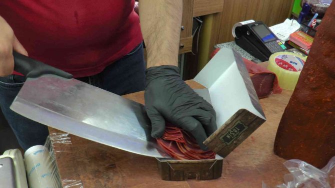 Pastırma Ve Sucuğa Gurbetçi Dopingi