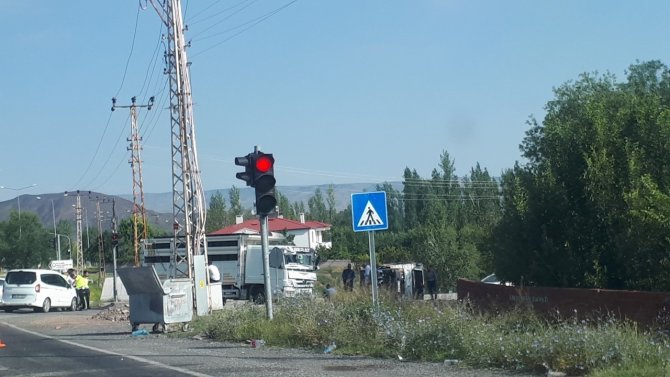 Tuzluca’da Trafik Kazası: 2 Yaralı