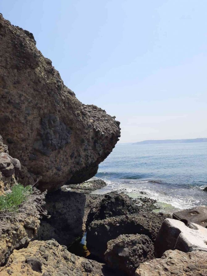 Balık Restoranına Amfora Operasyonu: 11 Tarihi Eser Ele Geçirildi