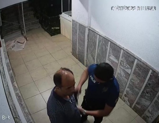 Üsküdar’da Kiracıyı Silahla Rehin Alan Ev Sahibi Tutuklandı