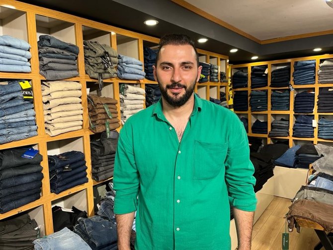 Bayram Alışverişi İçin Vatandaş Küçük Esnafa Yöneldi