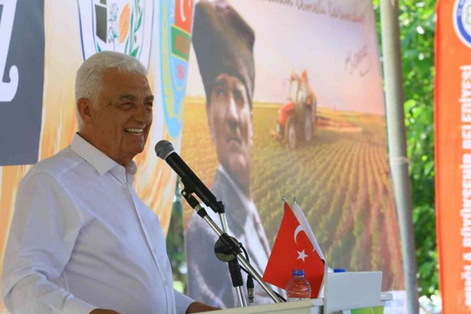 Muğla Büyükşehir’den Üreticiye 1 Milyon 300 Bin Tl Değerinde Yem Desteği